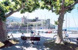 Wandern am Gardasee in San Zeno di Montagna und Prada