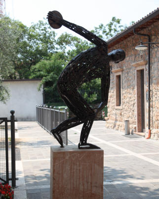 Ettore Peroni Künstler in Torri del Benaco am Gardasee