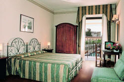 Zimmer Hotel Gardesana in Torri del Benaco am Gardasee